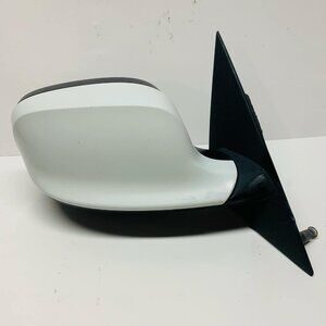 2010 10 BMW X3 E83 LEFT PASSENGER RH SIDE DOOR VIEW MIRROR OEM ( 1 PLUGS ) WHITE